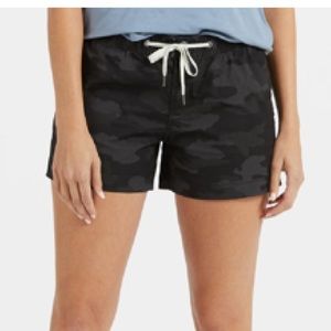 Vuori Ripstop Shorts - Black Camo